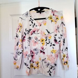 3/4 length light weight sweater